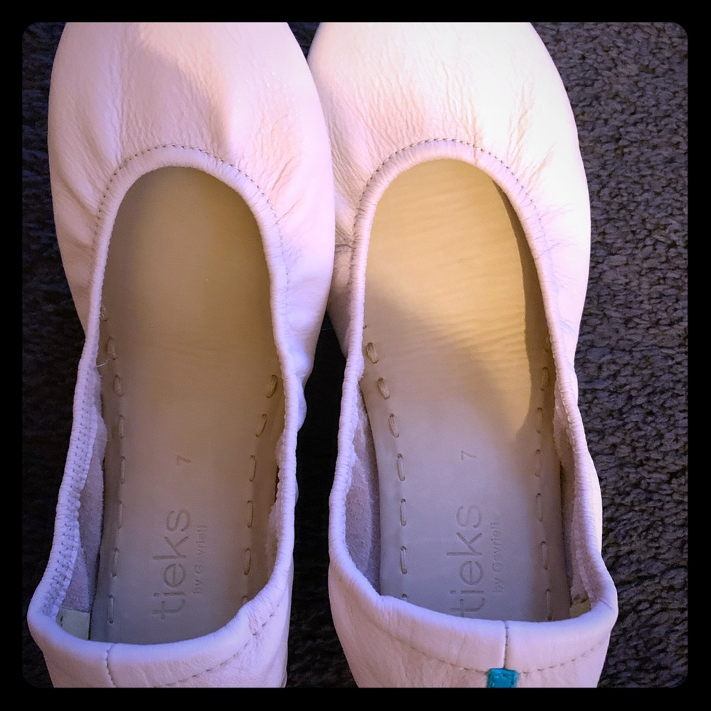 Light Pink Tieks
